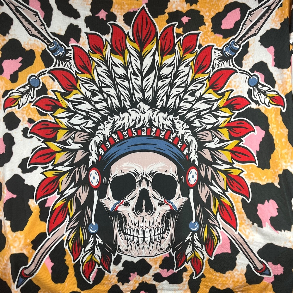 DBLLF  Skull in Feather Head Dress Wall Hanging Tapestry Animal Print